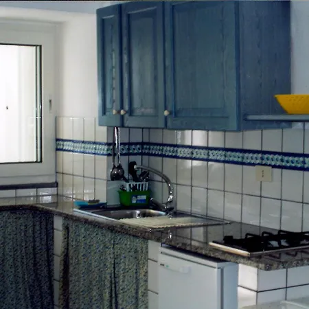 Casa vacanze L'isolana Alloro 2 *